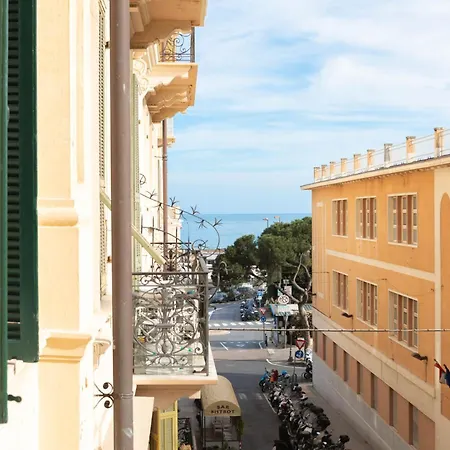 H11 Lumiere D'or Centro アパート *