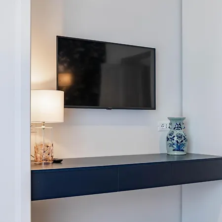 H11 Lumiere D'or Centro アパート サンレモ