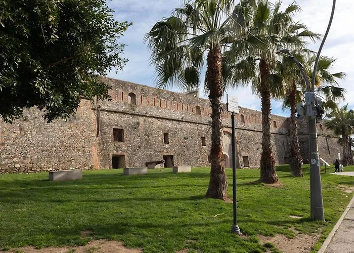 H11 Lumiere D'or Centro Апартаменты *