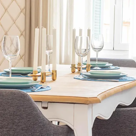 H11 Lumiere D'or Centro Апартаменты