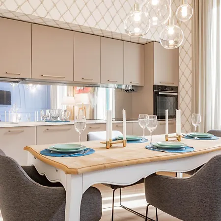 Апартаменты H11 Lumiere D'or Centro